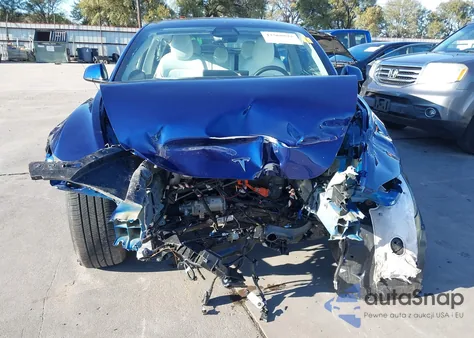 2025 Tesla Model 3 Long Range Rear-Wheel Drive/Standard from USA, damaged, VIN 5YJ3E1EA4SF045775